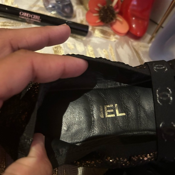 Super Rare - Chanel Cap Toe Ballet/Ballerina Flats w/new Chanel Shoe Bands!!!! - Picture 5 of 16